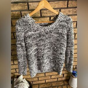 ‎Almost famous fuzzy sweater